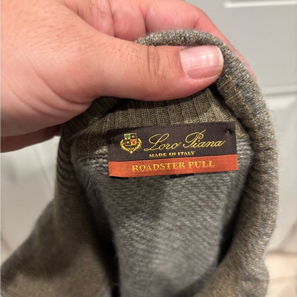 Loro Piana Roadster Mezzocollo Sweater
Cashmere - Picture 5 of 7